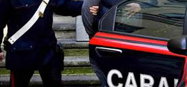 ESCALATION DI VIOLENZA: AGGREDISCE A PUGNI IN FACCIA LA EX COMPAGNA, FERMATO ED ARRESTATO DAI CARABINIERI.