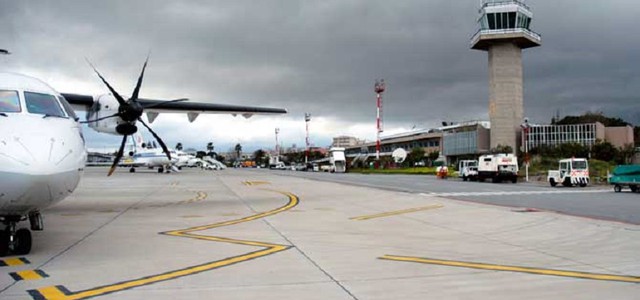Ministro Lezzi annuncia 25 milioni per aeroporto di Reggio Calabria