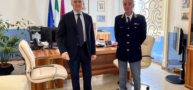 Ulteriore rafforzamento della Questura di Catanzaro: assegnato un nuovo Dirigente della Polizia di Stato.