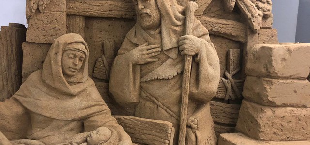 Il presepe di sabbia arriva in Piazza Prefettura - sarà il secondo più grande d'Italia
