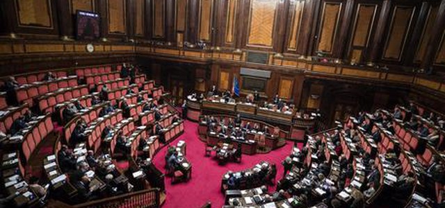 Biotestamento: maggioranza regge nei primi voti segreti