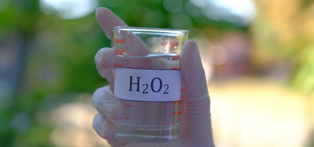 Covid e l'acqua ossigenata, un nuovo studio condotto in Campania avrebbe portato a dei risultati inaspettati