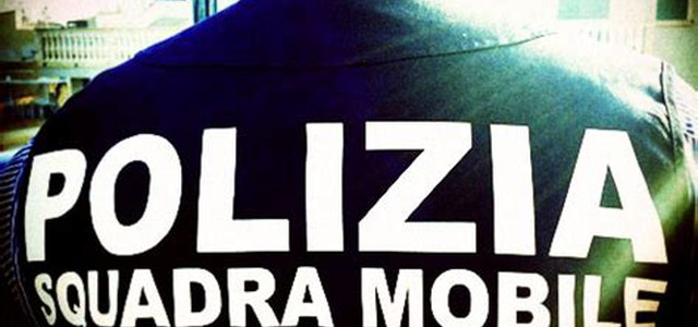 Si spaccia rappresentante di capi di alta moda e truffa catanzarese, arrestato
