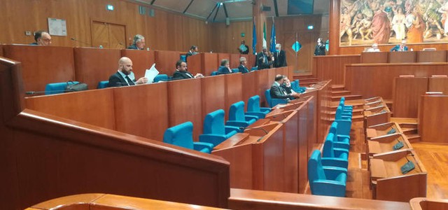 Consiglio regionale abroga norma su vitalizi