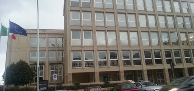 Accoltellò moglie, condanna a tre anni di reclusione per lesioni