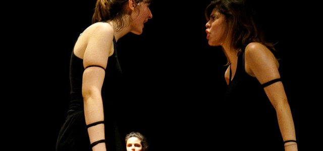 Teatro Rossosimona, nuova replica al teatro dell’Acquario per lo spettacolo “Antigone”