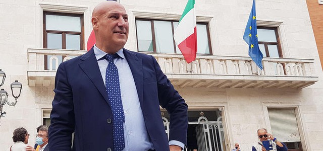 Covid - positivo e asintomatico il sindaco di Crotone
