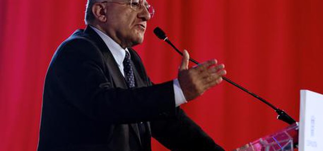 De Luca: niente scuse a 'signora' M5s