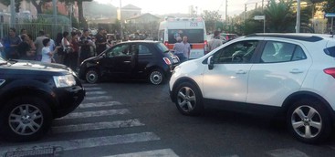 Scontro tra due auto a Lido