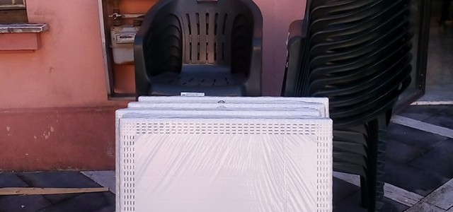 “Universo Minori” dona degli arredi da giardino necessari all’Istituto Penale per i Minorenni