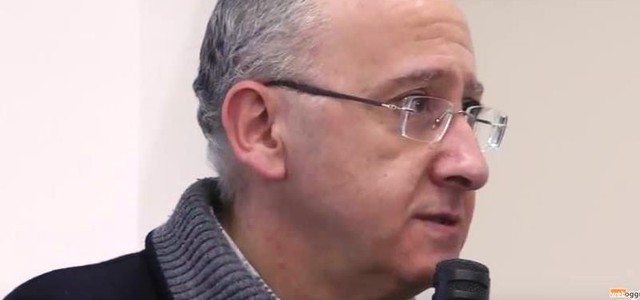 Il libro di Don Cozzi al “Petrucci-Ferraris-Maresca” (VIDEO)