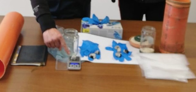 SPACCIATORE USAVA MOTO-APE PER LE SUE ATTIVITA’ ILLECITE: ARRESTATO