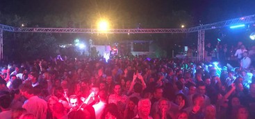 “NOI CHE … a Catanzaro”, il party a tema anni ’80 spegne dieci candeline in grande stile