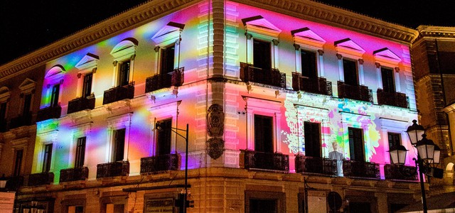 NAC, terzo appuntamento con le luci e i colori sulla Camera di Commercio
