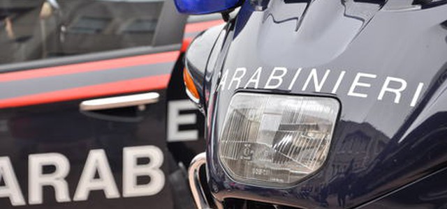 Tenta di estorcere olive a imprenditore, arrestato