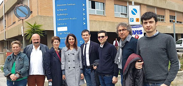 Sanità, ispezione M5s all'ospedale di Trebisacce, "urge personale"