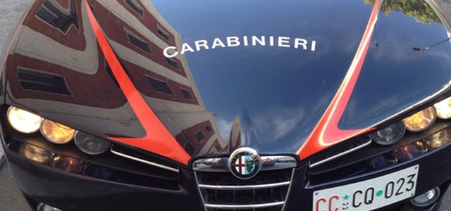 Incendiato escavatore, è intimidazione