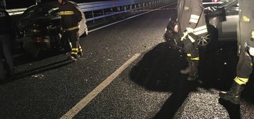 Incidente a Catanzaro, scontro tra auto nel quartiere Germaneto: una vittima (VIDEO)