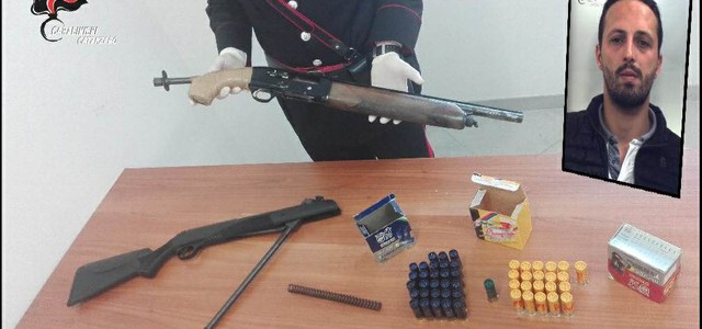 Deteneva un fucile clandestino e svariato munizionamento. Arrestato dai Carabinieri
