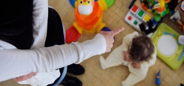 Maltrattamenti ai danni di un bambino, condannate le maestre