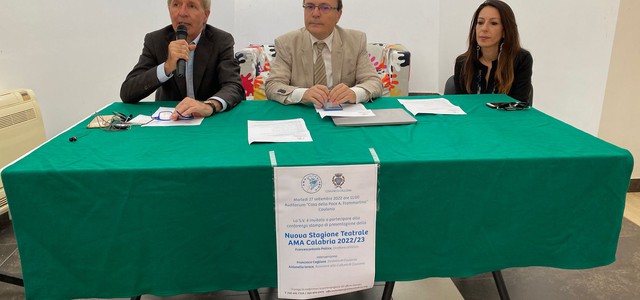 AMA Calabria porta i grandi nomi del teatro a Caulonia