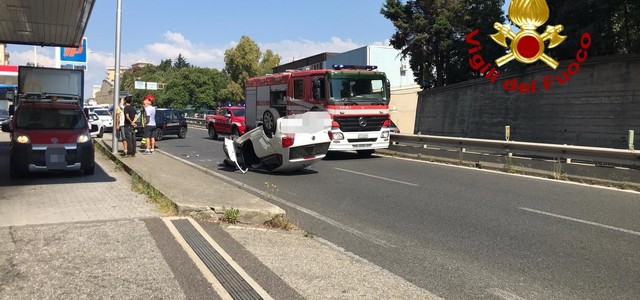 Incidente su V.le De Filippis, un ferito