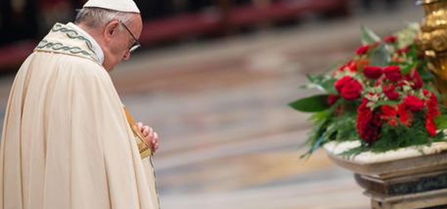 Papa: basta a violenza cieca terrorismo