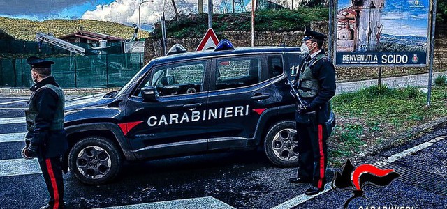 Sub affittavano alloggi popolari, 14 indagati