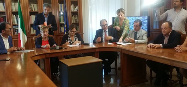 Intesa per videosorveglianza a Catanzaro (VIDEO)