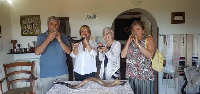 Shoah, cantastorie calabrese Prestia e rabbina Aiello insieme