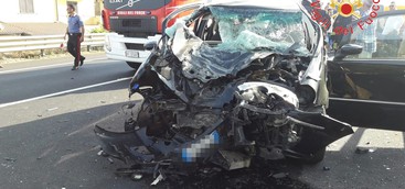 Incidente sulla SS106, 4 feriti (FOTO)
