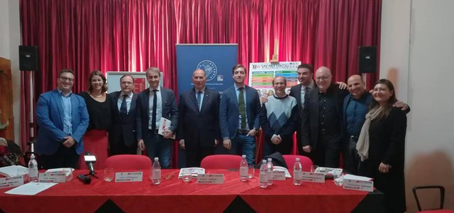 Presentate al Comunale le stagioni teatrali di Ama Calabria e I Vacantusi