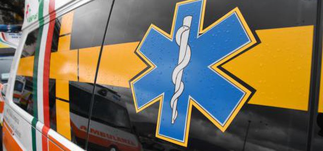 Operaio muore per troppa generosità schiacciato da cassone camion