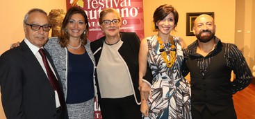 Il pubblico del Festival d'Autunno scopre il lirismo del medico-poeta Pietro Santacroce