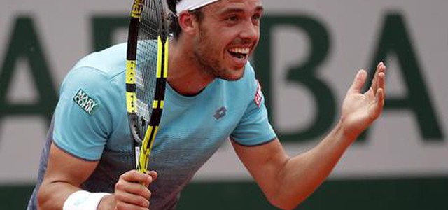 Tennis: storico Cecchinato, vola in semifinale Parigi