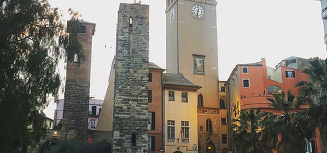 Ladri scambiano caserma Gdf per cantiere