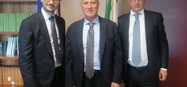 PARCHEGGIO MUSOFALO : Siglata convenzione tra Amc Spa e Tribunale Ordinario di Catanzaro, rafforzamento servizio navette e presenza di personale a supporto dell'utenza