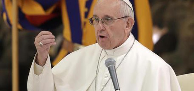 Papa: 'C'è corruzione in Vaticano, ma non perdo serenità'
