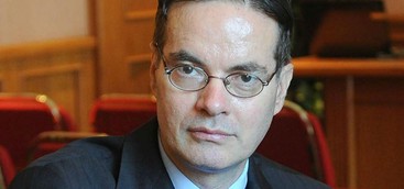 Klaus Davi sull'esultanza di Gallo: "Mi sono vergognato per lui, la Calabria non ha bisogno di certi testimonial"