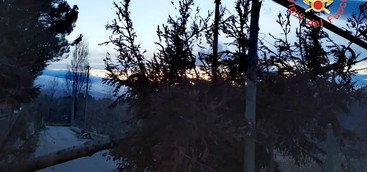 A Causa del forte vento numerosi gli interventi dei vigili del fuoco in Calabria