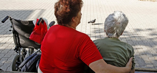 Istat: Italia in declino demografico, più vecchi e soli