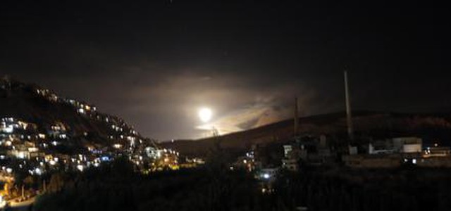 Israele: colpiti decine di obiettivi militari iraniani in Siria