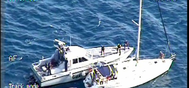 Veliero sbarca migranti, presi 2 scafisti