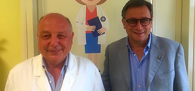 Marziale alla cerimonia d'inaugurazione della nuova divisione di pediatria a Crotone