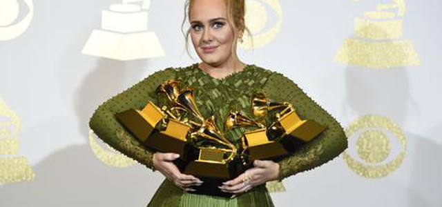 Grammy Awards 2017: trionfa Adele, nessun premio per l'Italia