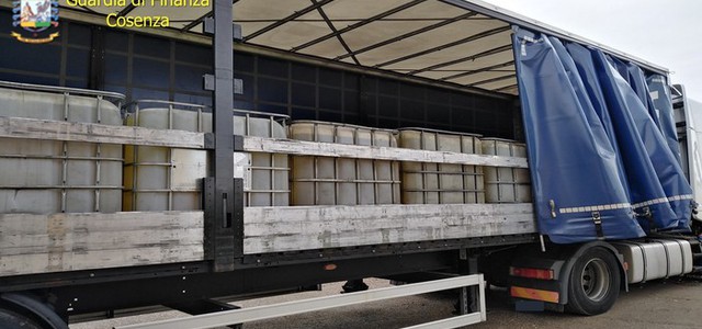 Maxi truffa nel commercio di petrolio agricolo, evasi 23 milioni di euro