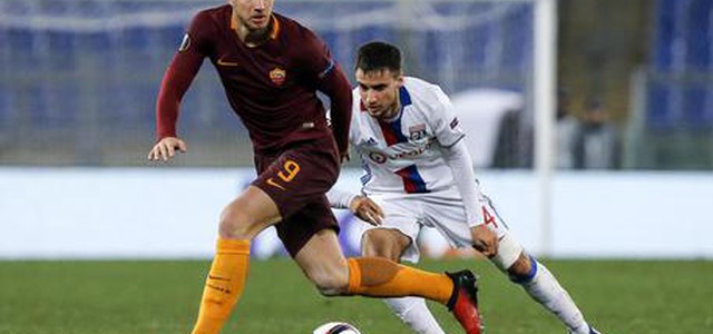Europa League: Roma batte Lione 2-1, ma è fuori