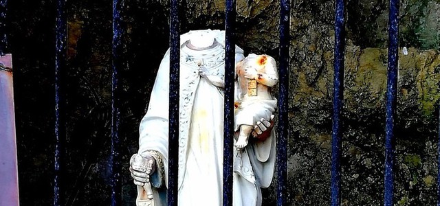 Statua Madonnina decapitata in Calabria, Salvini: “E’ odio verso la nostra cultura”