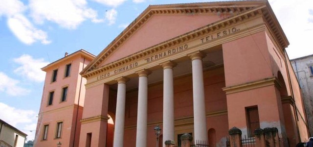 DOMANI AL LICEO CLASSICO ‘TELESIO’ DI COSENZA CONVEGNO SU MINORI E VIOLENZA. IL PRESIDE DEL LICEO: “UNA RIFLESSIONE SEMPRE ATTUALE!”