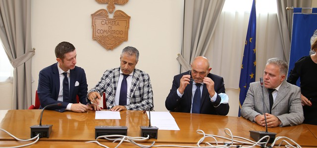 Tutela dell’Ambiente, rinnovato accordo tra CCIAA Catanzaro, Albo Gestori Ambientali e Noe calabresi